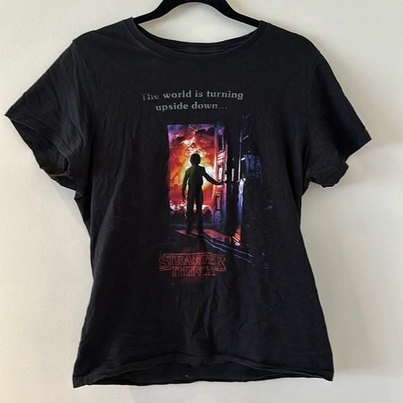 Stranger Things Tee - Picture 1 of 5
